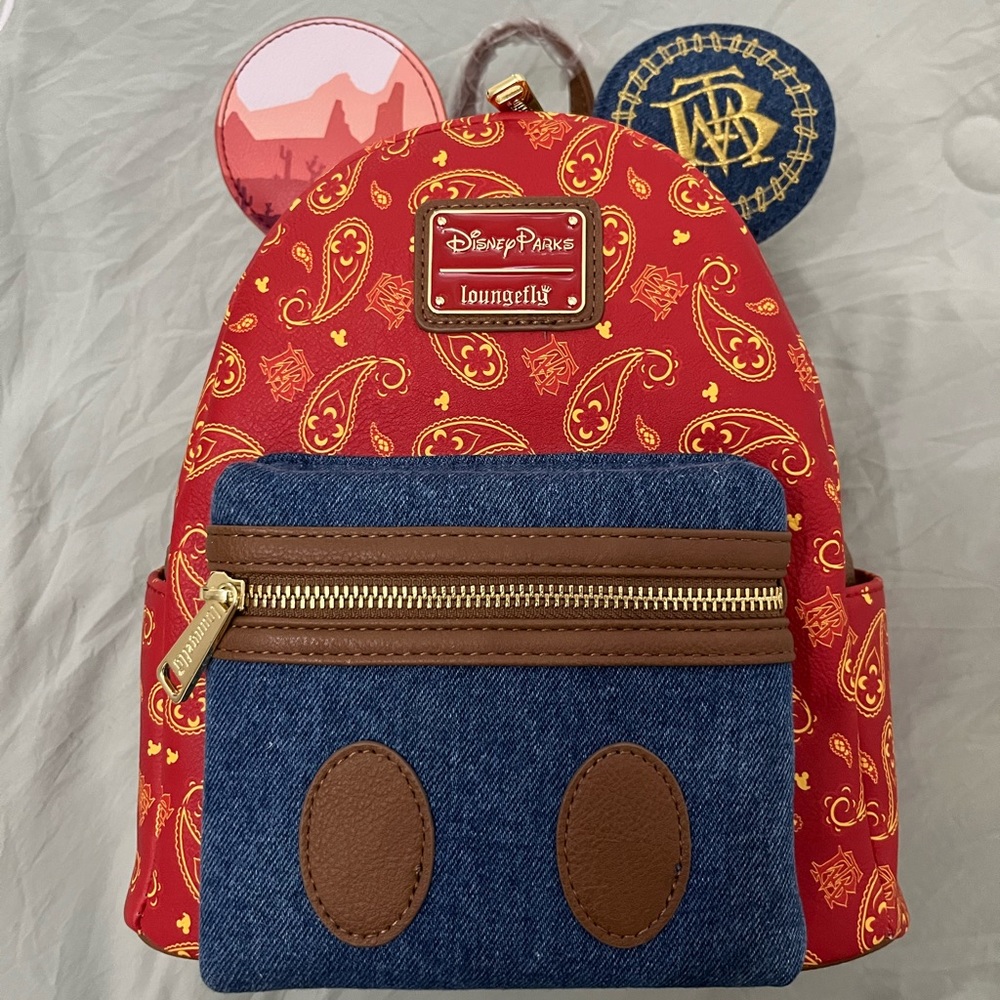 Loungefly Disney Mickey Mouse Main Attraction Big Thunder Mountain Railroad. NWT